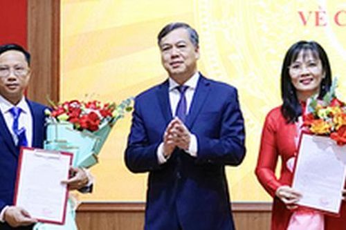 Bổ nhiệm 2 Trưởng phòng giữ chức Phó Giám đốc Sở Giáo dục và Đào tạo