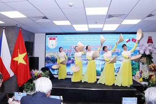 TP Hồ Chí Minh kỷ niệm 106 năm Quốc khánh Cộng hòa Séc