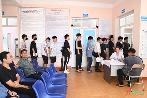 Hơn 3.000 công dân tham gia sơ tuyển sức khỏe nghĩa vụ quân sự năm 2025