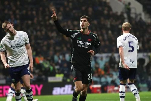 Jesus ghi bàn đầu tiên sau 274 ngày giúp Arsenal vào tứ kết Cup Liên đoàn