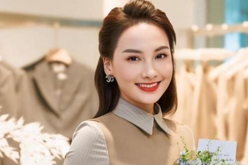 Diễn viên Bảo Thanh đẹp rạng ngời