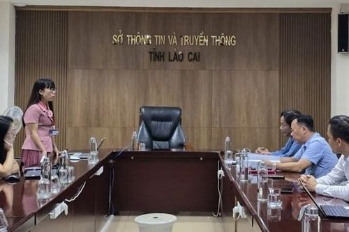Báo Tiền Phong làm việc với Sở Thông tin & Truyền thông Lào Cai