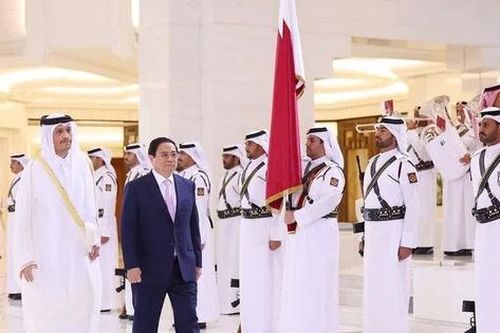 Thủ tướng Qatar chủ trì lễ đón trọng thể Thủ tướng Phạm Minh Chính