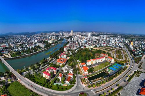 Thành phố duy nhất nào trên cả nước vừa giáp biển, vừa giáp Trung Quốc?