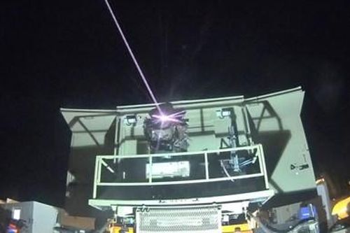 Vũ khí laser Israel sắp đưa vào sử dụng lợi hại đến đâu?