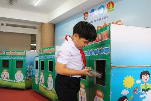 Nhân rộng mô hình chuyến xe Kế hoạch nhỏ, gây quỹ giúp học sinh khó khăn