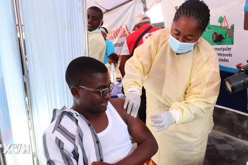 Virus đậu mùa khỉ tiến hóa, nguy cơ lây lan giữa người tăng cao