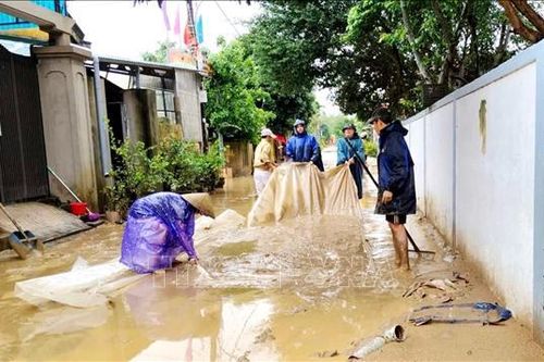 Ứng phó với mưa lớn, lũ miền Trung trong 10 ngày tới