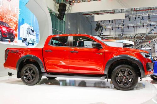 Chi tiết đối thủ của Ford Ranger vừa ra mắt tại Việt Nam: Thiết kế hầm hố, động cơ tăng áp, giá từ 650 triệu đồng