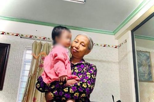 Thông tin mới nhất vụ bé gái hơn 1 tuổi bị bỏ rơi giữa đêm lạnh ở Hải Dương