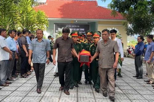 Krông Pa: Truy điệu và an táng 1 hài cốt Liệt sĩ