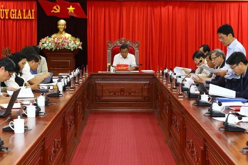 Họp Bộ phận Thường trực Tiểu ban Văn kiện Đại hội đại biểu Đảng bộ tỉnh Gia Lai lần thứ XVII