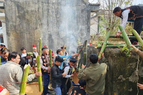 Bài 2: Kỳ tích ở nơi '12 tầng dốc'