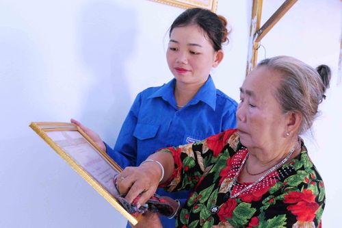 Tấm lòng son