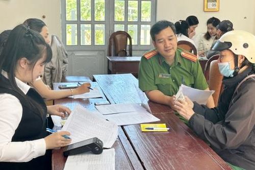 Chi trả không dùng tiền mặt cho đối tượng hưởng chính sách an sinh xã hội