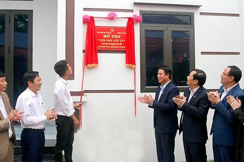 Giảm nghèo bền vững, đảm bảo an sinh xã hội