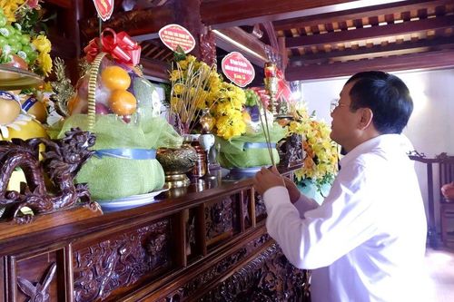 Trang trọng lễ giỗ lần thứ 84 của chí sĩ yêu nước Phan Bội Châu