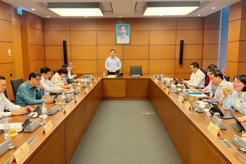 Sớm tạo cơ sở pháp lý đầy đủ, đồng bộ cho việc tổ chức chính quyền đô thị