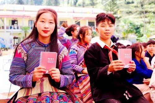 Chương trình 'Nắng trên non' nơi vùng cao Bắc Hà - kêu gọi sự chung tay xóa bỏ rào cản giới