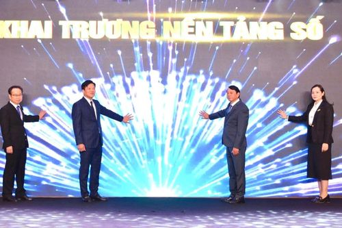 Lễ công bố các nền tảng số: Công dân Cao Bằng, Nông dân Việt Nam