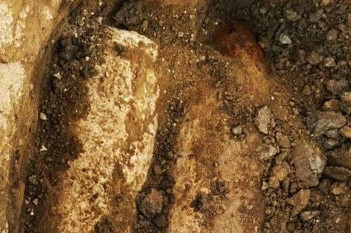 Hủy nổ thành công 2 quả bom nặng gần 1 tấn ở Vĩnh Phúc