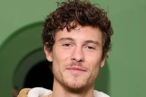 Shawn Mendes chia sẻ về xu hướng tính dục, sợ hãi khi bị quan tâm quá mức