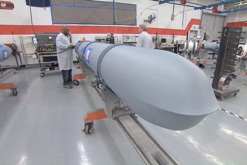 Tên lửa Tomahawk có giá bao nhiêu và Kyiv có thể tự mua nếu Mỹ không viện trợ?
