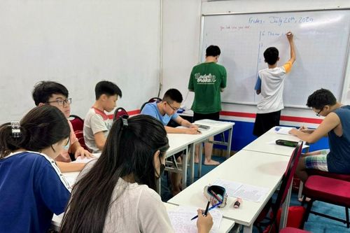 Ngày càng nhiều người trẻ chuộng SAT