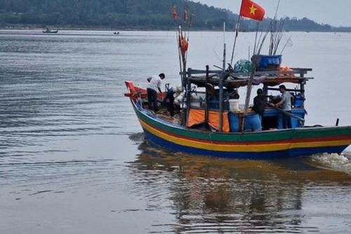 Hà Tĩnh: ngư dân vươn khơi sau giông bão