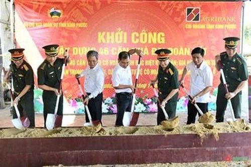 Bộ CHQS tỉnh Bình Phước phối hợp khởi công xây dựng 46 căn nhà 'Đại đoàn kết' tặng hộ nghèo