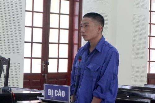 Bị tóm ngay phi vụ đầu
