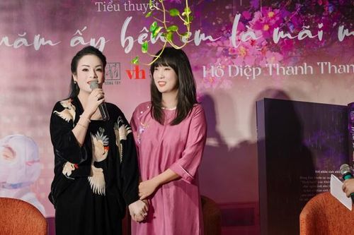 Tác phẩm khiến nhà văn Di Li thay đổi góc nhìn về ngôn tình, Huyền Lizzie cũng trầm trồ thán phục