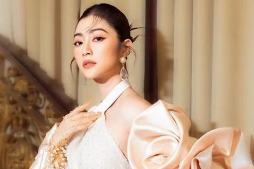 Cuộc sống hôn nhân kín tiếng của nữ diễn viên Thanh Trúc bất ngờ gây chú ý khi cô tái xuất màn ảnh nhỏ