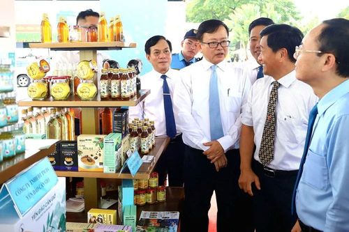 Hơn 400 gian hàng tham gia trưng bày, triển lãm tại Hội chợ Nông nghiệp quốc tế Việt Nam 2024