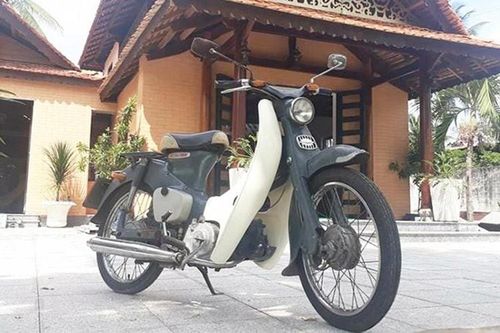 Ngắm xe máy Honda Super Cub 'huyền thoại' đời đầu tại Việt Nam