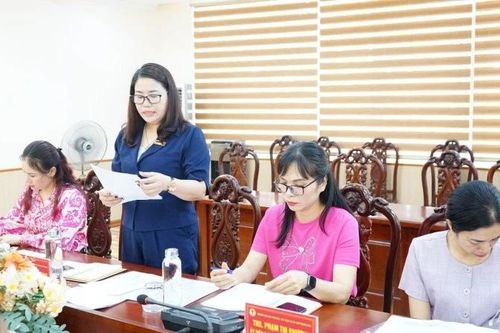 Bất ổn thành viên Hội đồng trường là người bên ngoài