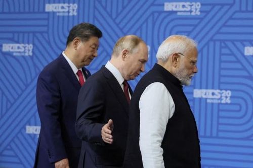 Học giả Pháp: Mục tiêu của BRICS không chỉ là phi USD hóa, mà là phi phương Tây hóa