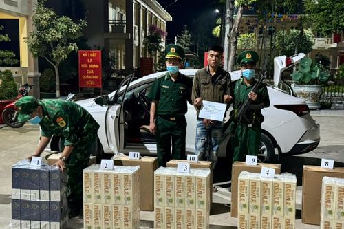 Chủ động đấu tranh với các loại tội phạm trên biên giới Tây Nam dịp cuối năm