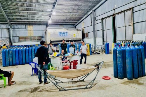 Đột kích tổng kho sang chiết khí cười quy mô lớn tại Đà Nẵng