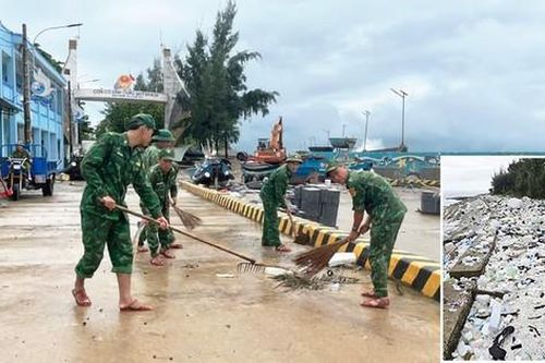 Rác thải bủa vây đảo Cồn Cỏ sau bão số 6: Huy động lực lượng dọn dẹp