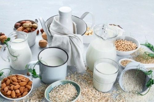 Sữa hạt bổ dưỡng nhưng những người này không nên uống