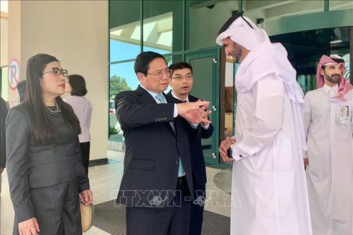 Thủ tướng thăm Khu công nghiệp Ras Laffan, kết thúc chuyến thăm Qatar