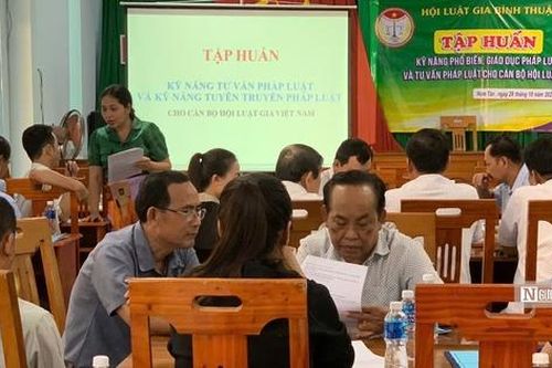 Hội Luật gia tỉnh Bình Thuận tập huấn kỹ năng phổ biến, giáo dục pháp luật cho cán bộ Hội Luật gia các huyện