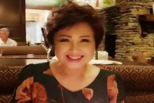 Nữ danh ca Việt thừa nhận phải ly hôn vì quá nhiều người theo đuổi, có nhiều mối tình, tuổi 74 vẫn cô đơn nơi xứ người