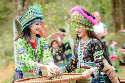 Từ năm 2025, điểm du lịch cộng đồng phải có người biết ngoại ngữ