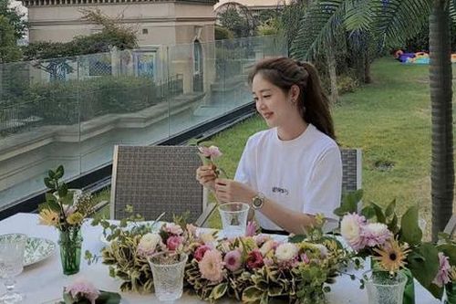 Nữ ca sĩ nổi tiếng giàu có gặp biến lớn: Chồng bị điều tra, khả năng lãnh án 7 năm tù