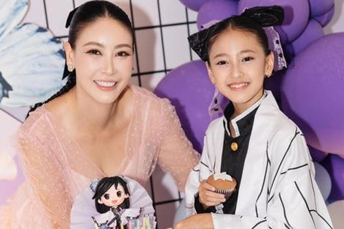 Ái nữ nhà Hà Kiều Anh xinh như 'nàng thơ', được kỳ vọng là Hoa hậu