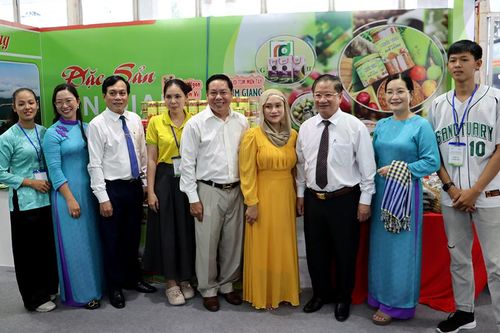 Ký kết thỏa thuận hợp tác giữa tỉnh An Giang với Đồng Tháp và TP. Cần Thơ