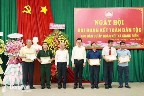 Lãnh đạo tỉnh sẽ tham dự Ngày hội Đại đoàn kết toàn dân tộc năm 2024 tại 23 ấp, khu phố tiêu biểu