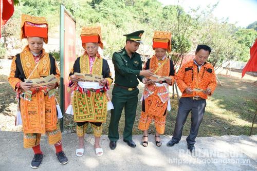Đồn Biên phòng Ba Sơn tổ chức tuyên truyền, phổ biến pháp luật cho người dân trên địa bàn